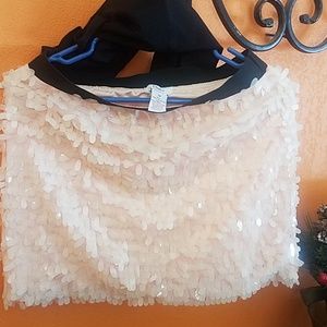 Candys scallop skirt excellent condition